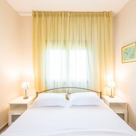Nereus & Oceanus Beachfront Apartments, Lagonisi Beach #Feelslikehome Ормос-Панайяс Экстерьер фото