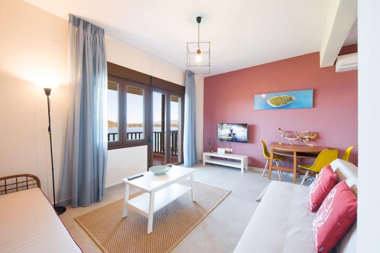 Nereus & Oceanus Beachfront Apartments, Lagonisi Beach #Feelslikehome Ормос-Панайяс Экстерьер фото
