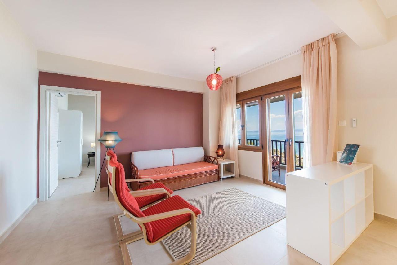 Nereus & Oceanus Beachfront Apartments, Lagonisi Beach #Feelslikehome Ормос-Панайяс Экстерьер фото