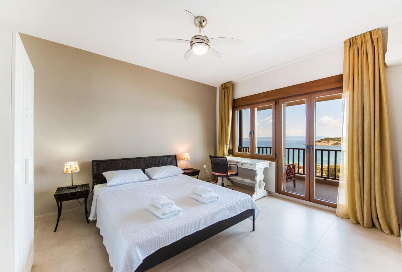 Nereus & Oceanus Beachfront Apartments, Lagonisi Beach #Feelslikehome Ормос-Панайяс Экстерьер фото