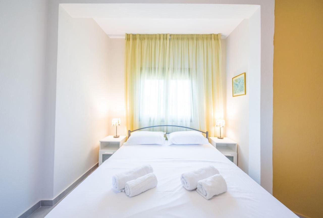 Nereus & Oceanus Beachfront Apartments, Lagonisi Beach #Feelslikehome Ормос-Панайяс Экстерьер фото