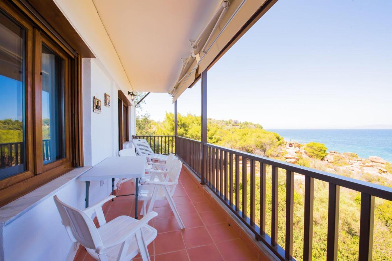 Nereus & Oceanus Beachfront Apartments, Lagonisi Beach #Feelslikehome Ормос-Панайяс Экстерьер фото