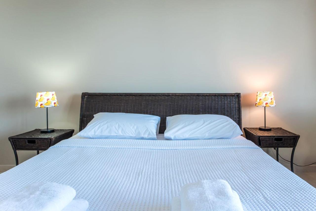 Nereus & Oceanus Beachfront Apartments, Lagonisi Beach #Feelslikehome Ормос-Панайяс Экстерьер фото